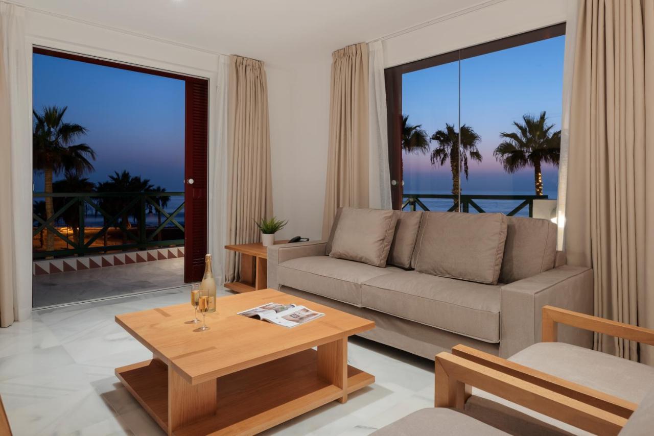Ocean Suites By Upper Luxury Housing - Parque Santiago Playa de las Américas Buitenkant foto